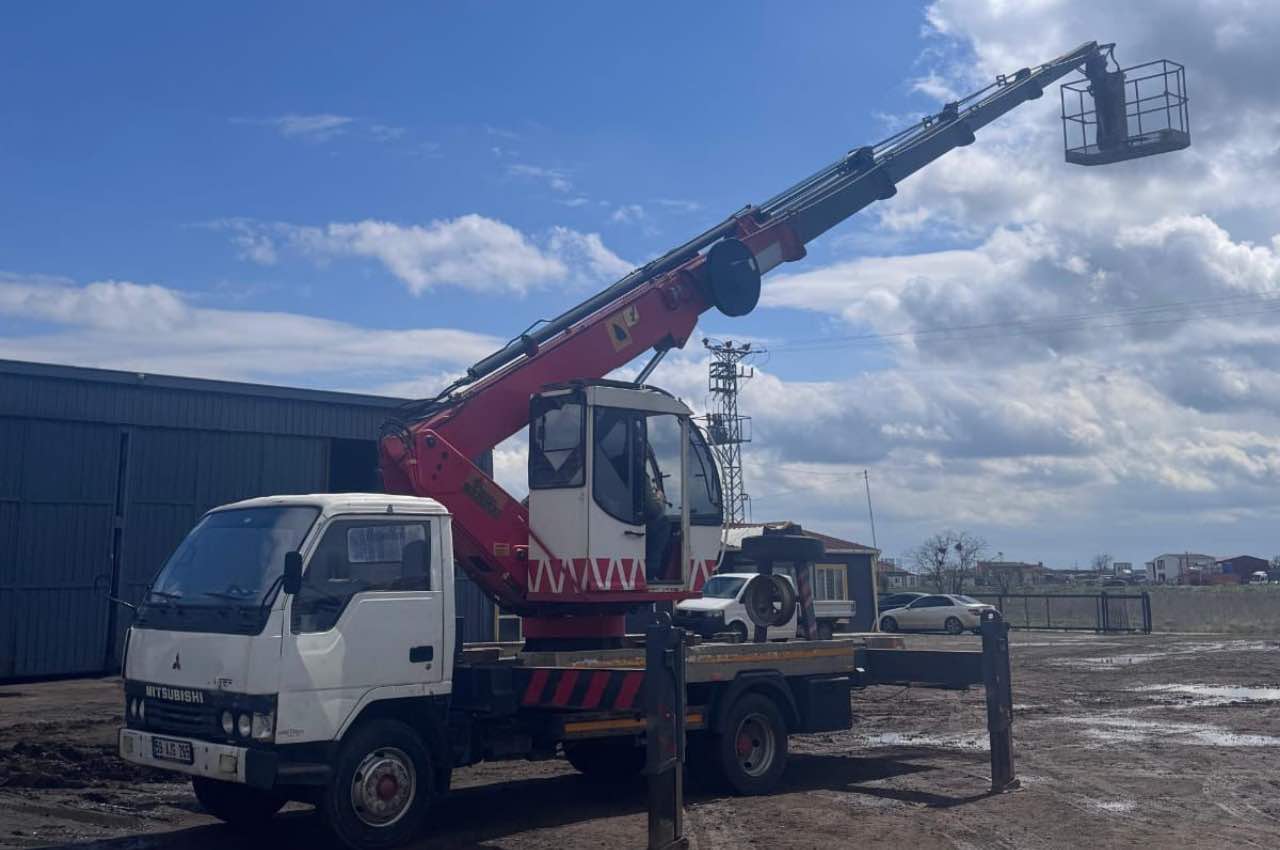 Çorlu Sepetli Vinç